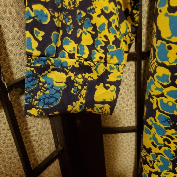 Leopard Quarter Sleeve Wrapped  Blouse - Picture 4 of 7